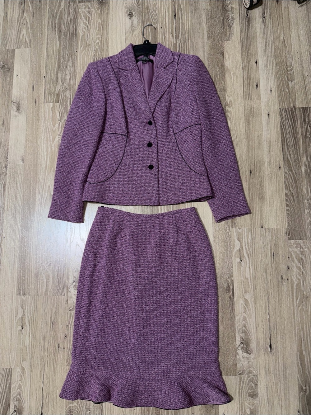 Kasper Purple Tweed Skirt Suit Blazer Ruffle Hem 2 Piece Women’s Size 6 - Picture 5 of 11